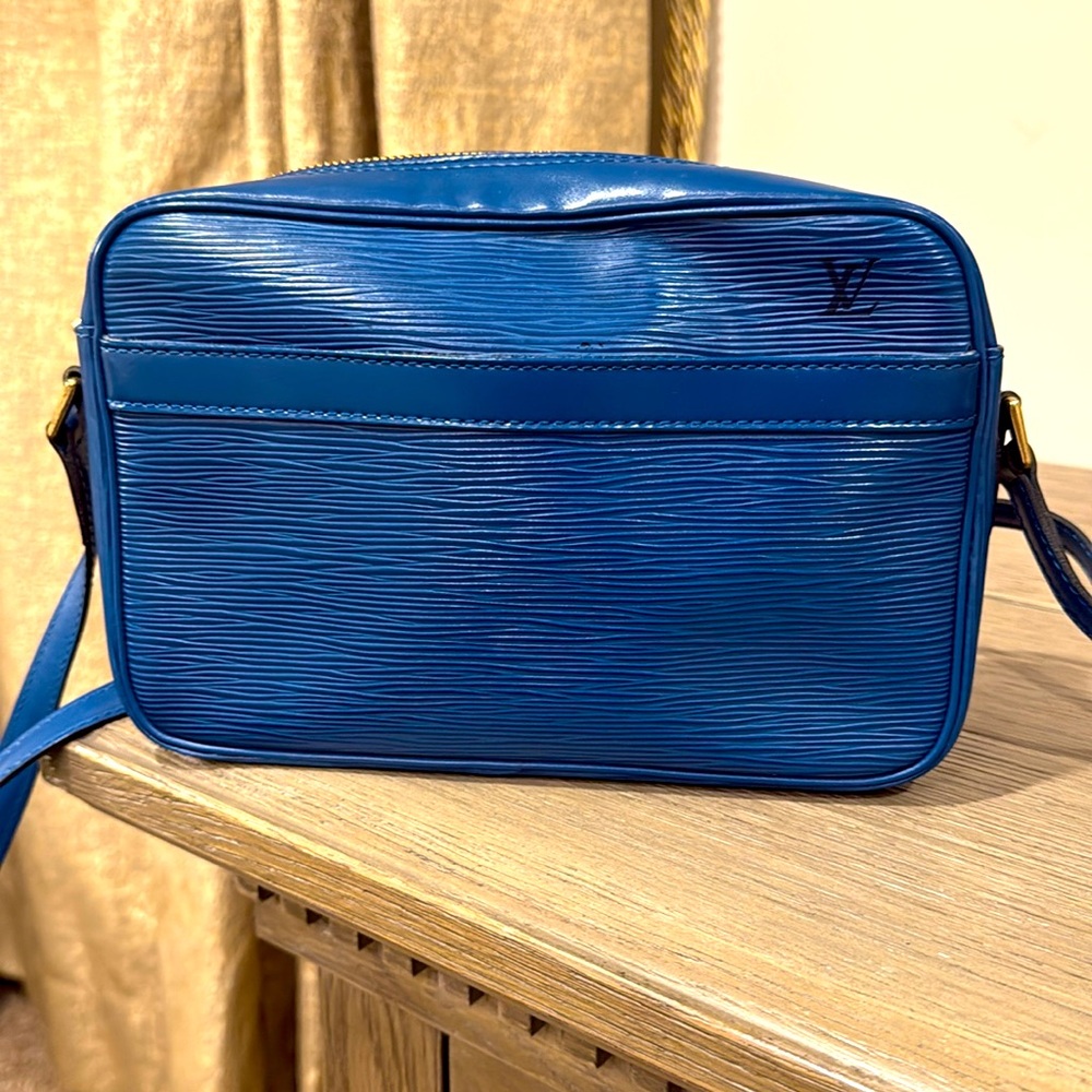 Louis Vuitton Trocadero Toledo Blue Epi shoulder bag Excellent condition